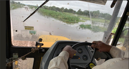 tractor.jpg