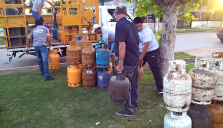 GAS-SOLIDARIO-NABECHO.jpg