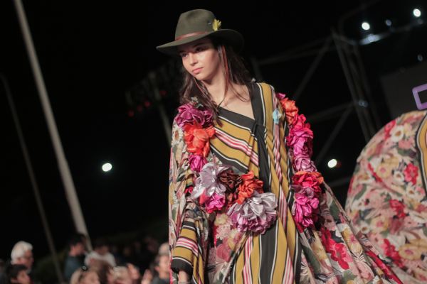 Moda y producción chaqueña durante el Aniversario de la Revolución de Mayo