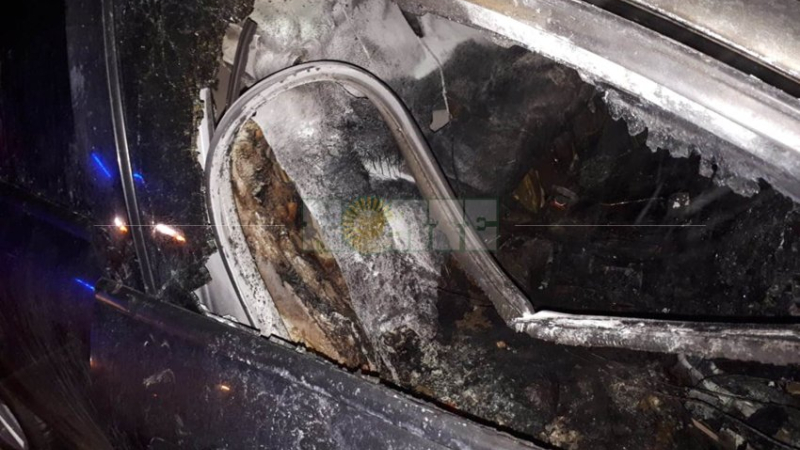 Otro auto incendiado y dos apedreados en una madrugada en Charata