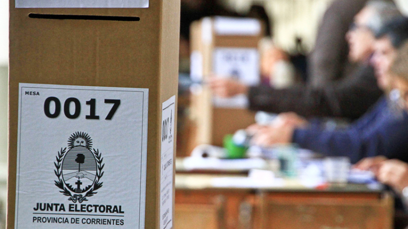 Mendoza elige gobernador y en la Rosada quieren subirse a una posible victoria radical