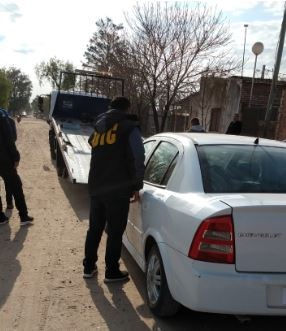 auto secuestrado Lorena 2.JPG