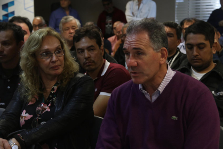 CHARLA-SOBRE-EL-GAS13.jpg