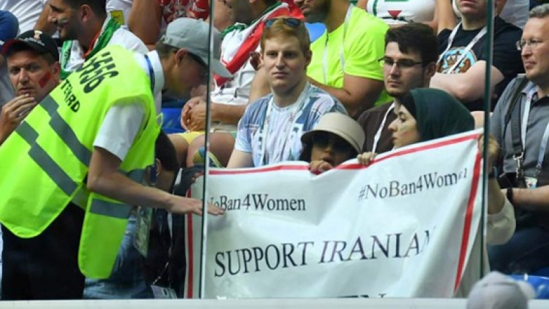 La tragedia en el fútbol iraní: muere la mujer que se quemó como protesta