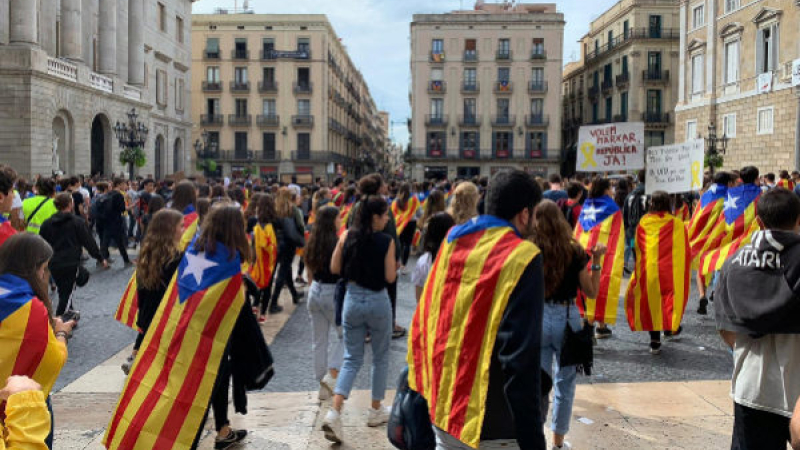 Barcelona: Marchas, incidentes y huelga general