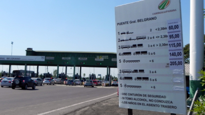 Aumenta 25% el peaje en el puente Chaco-Corrientes y equipara los valores de Makallé