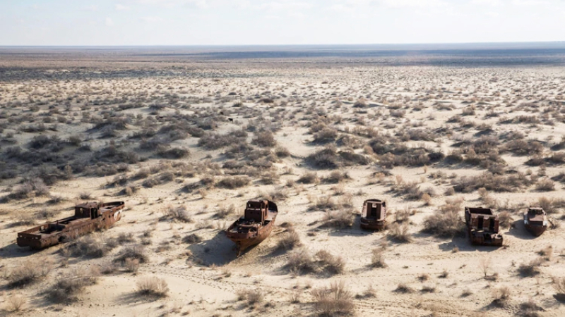 Seis países y sus 60 millones de habitantes dependen de un mar que está a punto de convertirse en un desierto fantasma