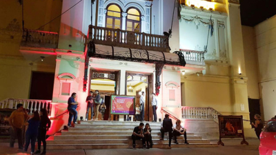 Rojo en la ciudad