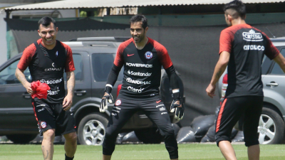 Los jugadores de Chile se plantan por la situación social de su país y no jugarán contra Perú