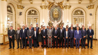 El presidente Fernández se reunió con gobernadores por la suspensión provisional del Pacto Fiscal