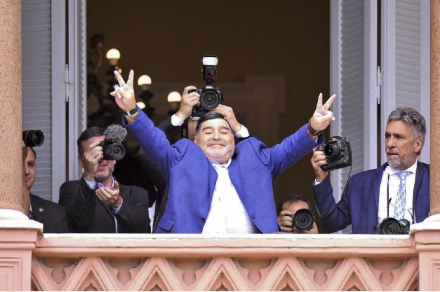 Maradona cuka.JPG