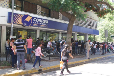 Correo Argentuino caos.jpg