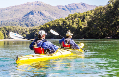 Kayak y rafting como propuestas de turismo activo