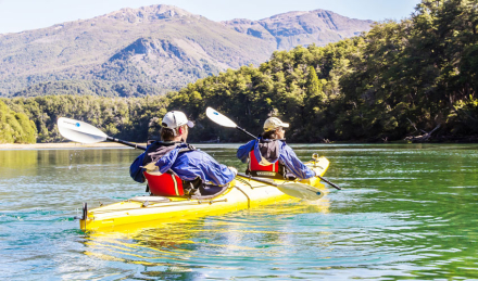 kayak1.jpg