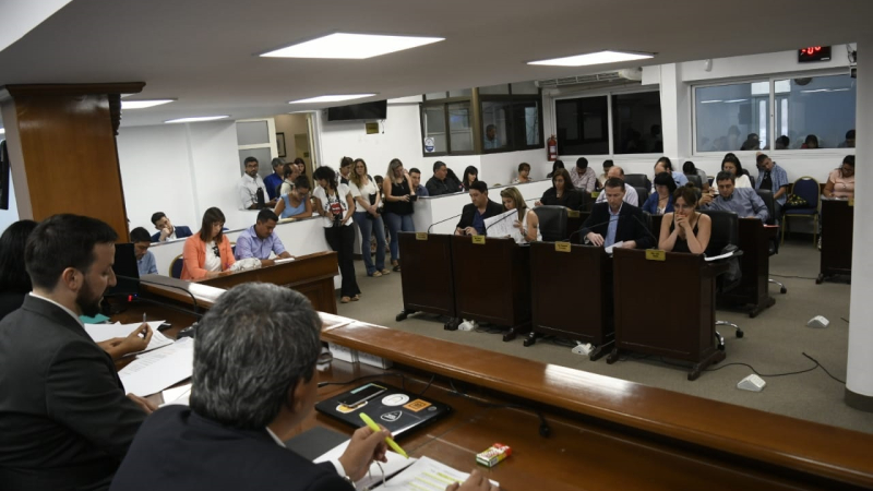 Piden una sesión extraordinaria para rever el “impuestazo” municipal