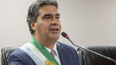 El gobernador viajó a Montevideo para reunirse con funcionarios del Fonplata
