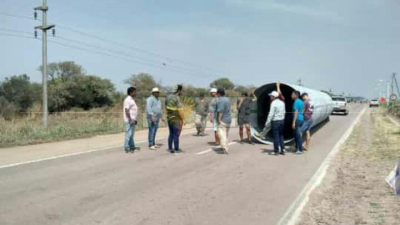 Productores cortan la ruta 89 tras la suspensión de trabajos por parte de APA