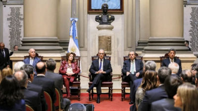 La Corte Suprema dispuso que la Justicia trabaje con guardias mínimas e indispensables
