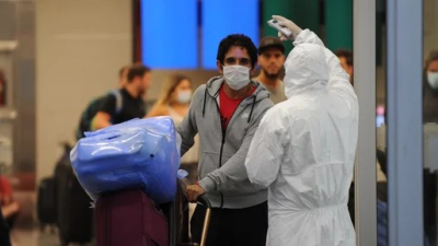 Alerta por la pandemia Coronavirus en la Argentina: el Gobierno calcula que quedan 15 mil varados en el exterior y analizará “caso por caso” quiénes vuelven