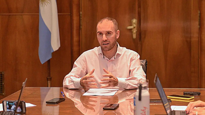 El Gobierno posterga por decreto el pago de hasta US$10.000 millones para 2021