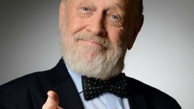 Mundstock, ese tipo de voz gruesa que dejó una huella en el humor con Les Luthiers