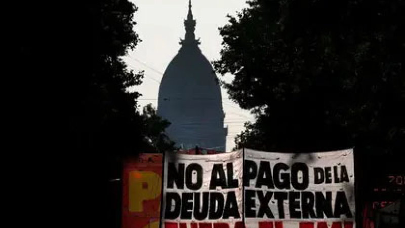 Argentina y acreedores retoman el diálogo tras el incumplimiento del pago de deuda