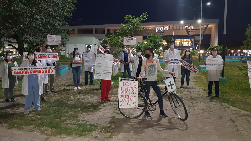 Gran movilización de médicos autoconvocados en Resistencia