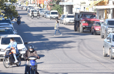 Comercios reducen su estructura o piensan en la reconversión