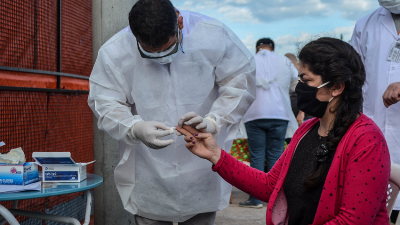 Fontana: primer operativo de tests rápidos para detectar coronavirus