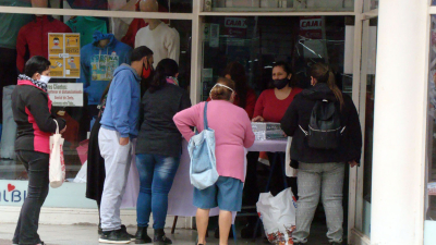 Se sumaron cinco fallecimientos y más de 60 casos positivos