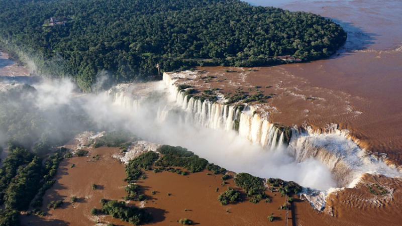 Reabrieron las Cataratas para la actividad turística local