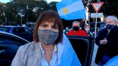 Patricia Bullrich confirmó que contrajo coronavirus