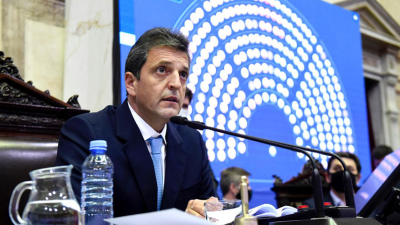 “Nadie tiene coronita: ni diputados, ni senadores van a poder comprar dólares”