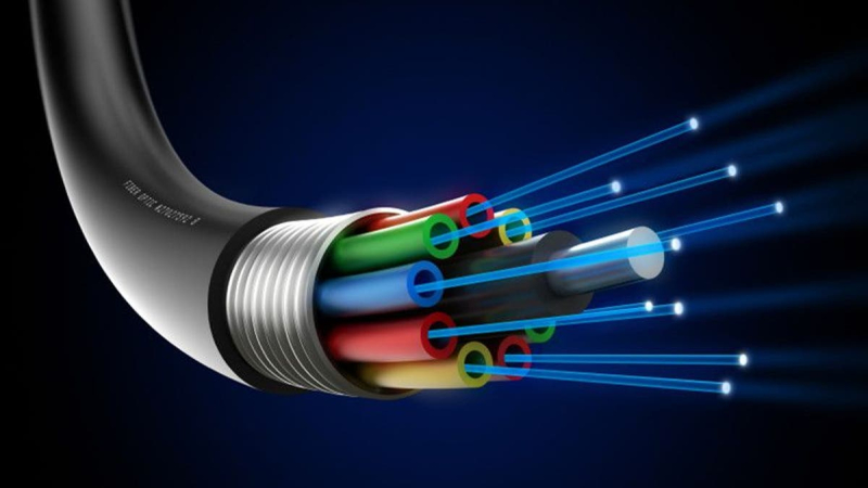 Instalan un nuevo cable submarino para ampliar el ancho de banda de la Argentina en Internet