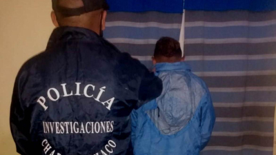 Otra vez el Centenario: un hombre fue baleado mientras circulaba en moto
