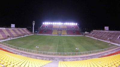 Chaco For Ever y Sarmiento se unieron para homenajear al “10”