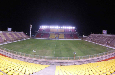 Chaco For Ever y Sarmiento se unieron para homenajear al “10”
