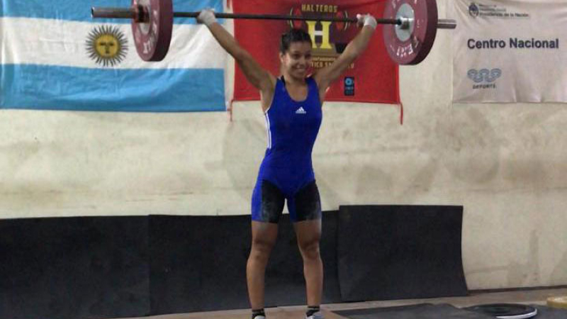 Cuatro medallas logró Ludmila Gerzel en competencia internacional de Pesas