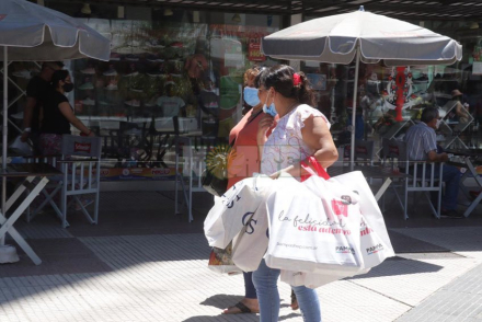 movimiento comercial 1.JPG