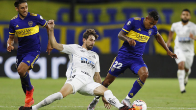 Boca y Santos igualaron sin goles y la semifinal se define en San Pablo