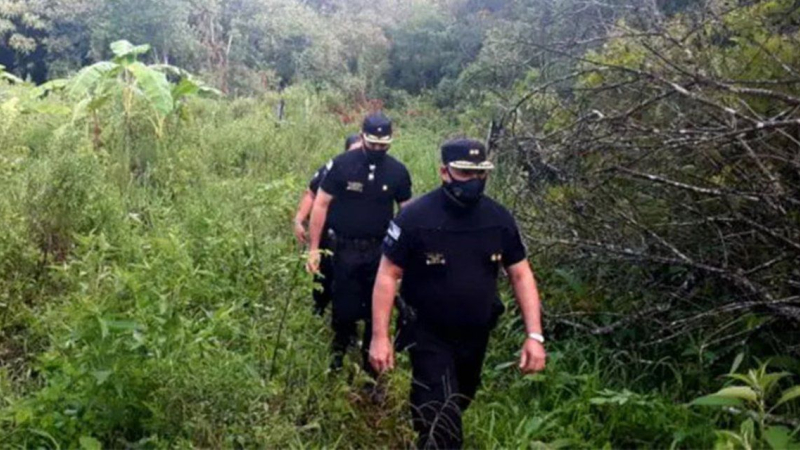Misiones: detuvieron a una pareja acusada de asesinar y enterrar a su bebé