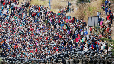 Guatemala reprime y detiene por la fuerza a la caravana migrante
