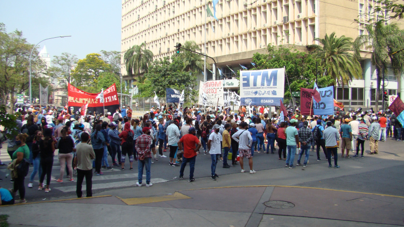 Manifestantes reclamaron frente a Fiscalía por desalojo ilegal de familias en Isla del Cerrito