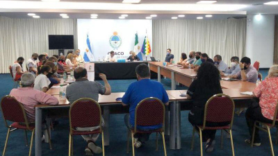 El Gobierno y los docentes se reúnen en busca de un acuerdo salarial