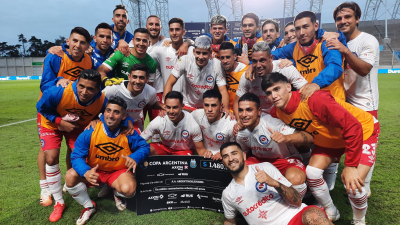 Argentinos venció a Colón y sigue en la Copa Argentina