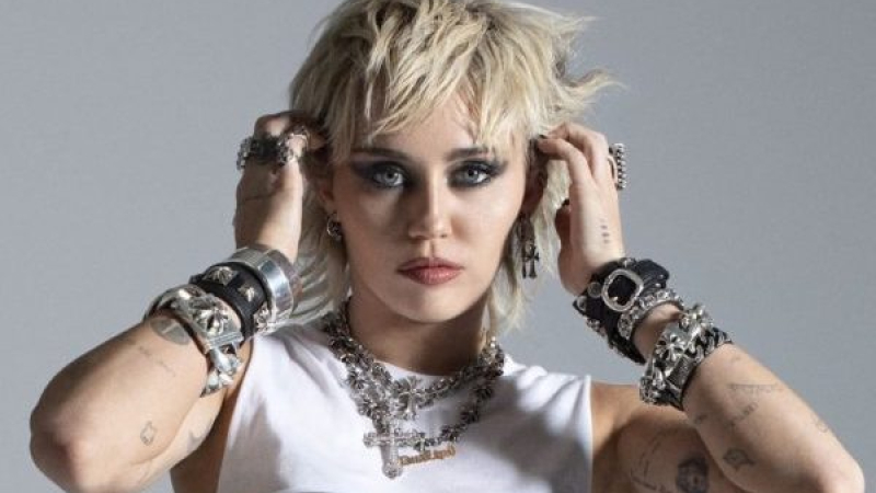 Miley Cyrus le escribió una carta a Hannah Montana para celebrar sus 15 años