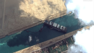 ¿Cuáles son los productos que pronto escasearán en el mundo por el bloqueo del buque en el Canal de Suez?