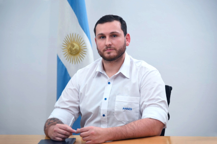 Agus.jpg