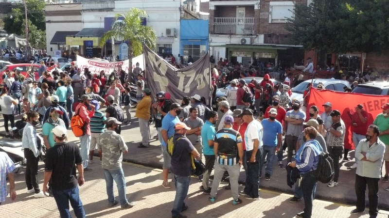 Liberaron al dirigente de vendedores ambulantes Gustavo Monzón