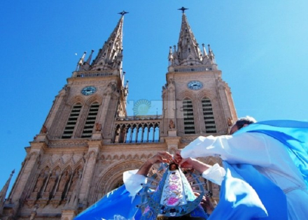 basilica lujan 1.jpg